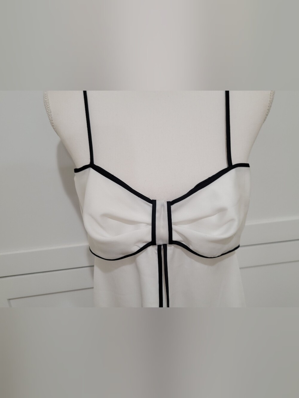 Kate Spade Charmeuse Babydoll Nightie White with Black Trim | Size Medium - Picture 5 of 9
